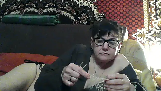 Snapshot of AlanaLaDream chatting on 11-12-25, 04:22 AlanaLaDream online show from 11-12-25, 04:22