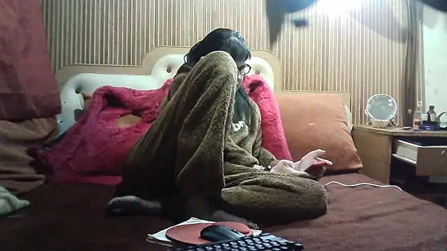 Snapshot of AlanaLaDream chatting on 02-09-26, 02:37 AlanaLaDream online show from 02-09-26, 02:37