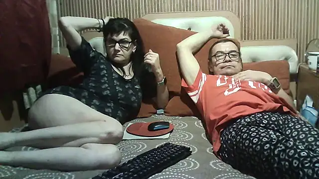 Snapshot of AlanaLaDream chatting on 09-30-25, 05:41 AlanaLaDream online show from 09-30-25, 05:41