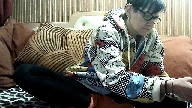 Snapshot of AlanaLaDream chatting on 02-22-26, 02:30 AlanaLaDream online show from 02-22-26, 02:30