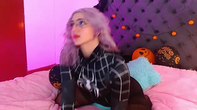 Thea Aphros  online show from 10-30-25, 12:42