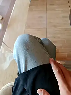 Snapshot of Anal_Fisting9 chatting on 11-21-25, 03:00 Anal Fisting9 online show from 11-21-25, 03:00