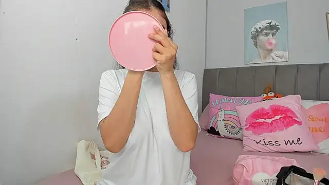 naughtyloverss online show from 04-10-26, 02:24