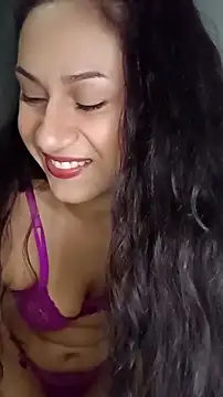 yummi  priv online show from 01-21-25, 01:18