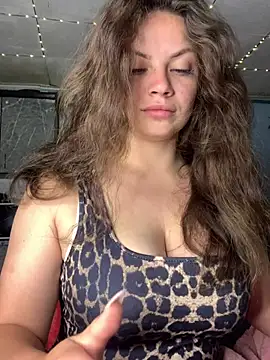 Snapshot of Sweeeeet_Candy chatting on 06-02-26, 02:00 Sweeeeet Candy online show from 06-02-26, 02:00