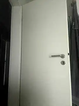 Snapshot of janberlin chatting on 01-18-26, 09:46 janberlin online show from 01-18-26, 09:46