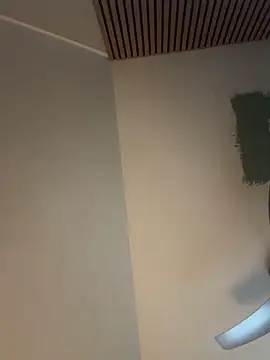 Snapshot of janberlin chatting on 12-23-25, 11:09 janberlin online show from 12-23-25, 11:09