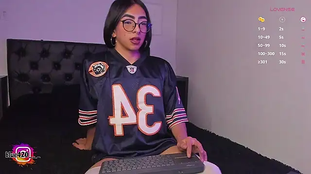 Snapshot of Skyler__blue4 chatting on 02-21-25, 09:56 Skyler  blue4 online show from 02-21-25, 09:56