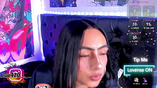 Skyler  blue4 online show from 12-21-25, 05:03