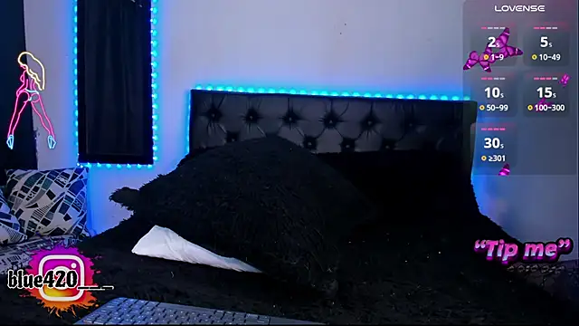 Snapshot of Skyler__blue4 chatting on 01-07-25, 01:28 Skyler  blue4 online show from 01-07-25, 01:28