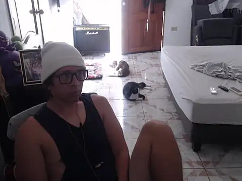 Snapshot of Pit_xxz chatting on 02-14-26, 04:29 Pit xxz online show from 02-14-26, 04:29