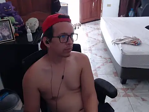 Snapshot of Pit_xxz chatting on 10-24-25, 03:11 Pit xxz online show from 10-24-25, 03:11