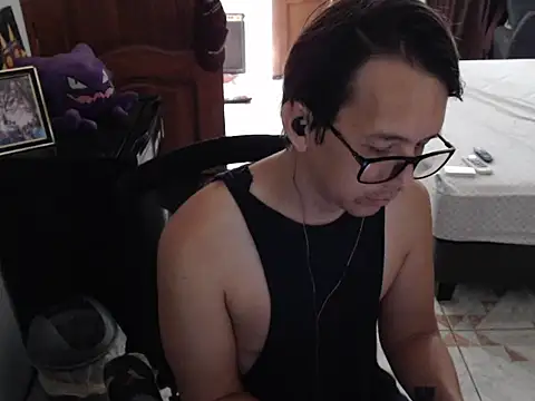 Snapshot of Pit_xxz chatting on 10-21-25, 07:57 Pit xxz online show from 10-21-25, 07:57