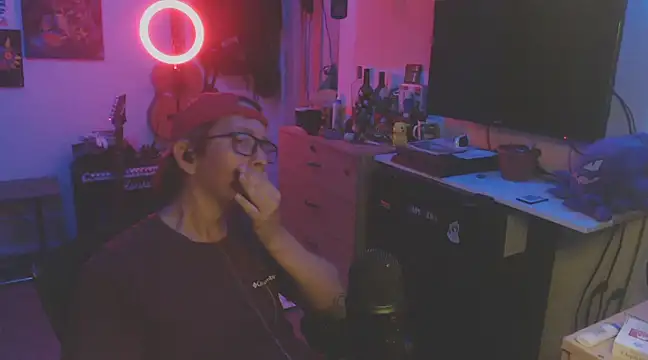 Snapshot of Pit_xxz chatting on 02-05-25, 06:02 Pit xxz online show from 02-05-25, 06:02