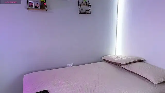 Snapshot of hot69temptation_ chatting on 02-27-25, 02:10 hot69temptation online show from 02-27-25, 02:10