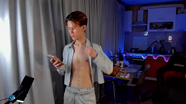 AndrewwCarter2 online show from 02-08-25, 06:11