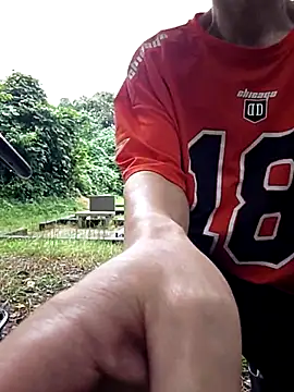 Snapshot of Im_IVE_LOVE chatting on 10-16-25, 05:27 Im IVE LOVE online show from 10-16-25, 05:27