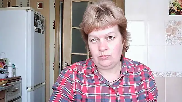 Snapshot of Ettie_Tonia chatting on 03-10-25, 07:55 Ettie Tonia online show from 03-10-25, 07:55