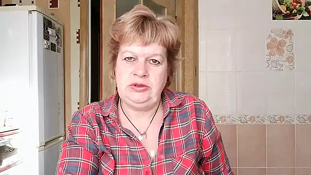 Snapshot of Ettie_Tonia chatting on 03-04-25, 01:17 Ettie Tonia online show from 03-04-25, 01:17