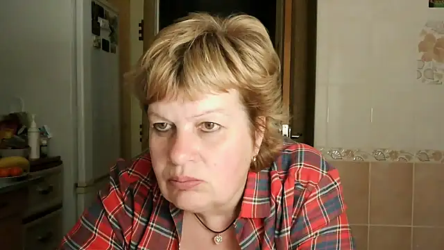 Snapshot of Ettie_Tonia chatting on 03-15-25, 05:04 Ettie Tonia online show from 03-15-25, 05:04