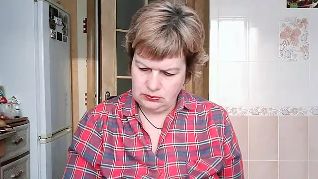 Snapshot of Ettie_Tonia chatting on 03-01-25, 02:02 Ettie Tonia online show from 03-01-25, 02:02