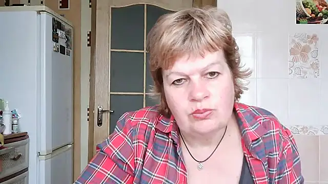 Snapshot of Ettie_Tonia chatting on 03-15-25, 10:03 Ettie Tonia online show from 03-15-25, 10:03