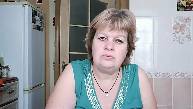 Snapshot of Ettie_Tonia chatting on 02-17-25, 08:41 Ettie Tonia online show from 02-17-25, 08:41