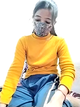 Snapshot of Cute-Ridhima chatting on 02-17-26, 08:44 Cute-Ridhima online show from 02-17-26, 08:44