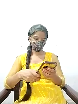 Snapshot of Cute-Ridhima chatting on 05-06-26, 04:49 Cute-Ridhima online show from 05-06-26, 04:49