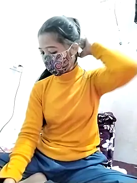 Snapshot of Cute-Ridhima chatting on 02-16-26, 04:00 Cute-Ridhima online show from 02-16-26, 04:00