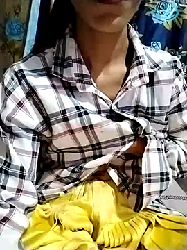Snapshot of Cute-Ridhima chatting on 02-27-25, 07:30 Cute-Ridhima online show from 02-27-25, 07:30
