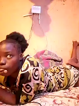 Snapshot of QUEEN-NAIMA chatting on 10-01-25, 08:08 QUEEN-NAIMA online show from 10-01-25, 08:08