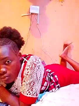 Snapshot of QUEEN-NAIMA chatting on 10-05-25, 12:40 QUEEN-NAIMA online show from 10-05-25, 12:40