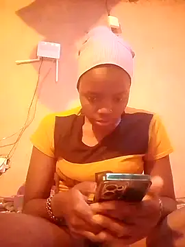 Snapshot of QUEEN-NAIMA chatting on 09-17-25, 09:22 QUEEN-NAIMA online show from 09-17-25, 09:22