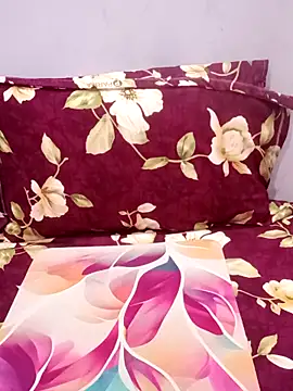 Snapshot of Dr_Kamsutra chatting on 09-08-25, 10:31 Dr Kamsutra online show from 09-08-25, 10:31