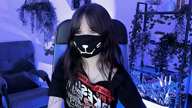 Elainebeness online show from 04-02-26, 04:24