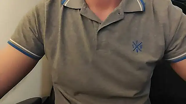 jayb0y61 online show from 10-12-25, 04:14