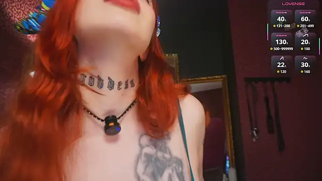 Snapshot of poisonivy_ chatting on 10-02-25, 05:55 poisonivy  online show from 10-02-25, 05:55