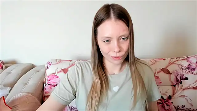 Snapshot of Sweetmojito chatting on 12-09-24, 05:51 Sweetmojito online show from 12-09-24, 05:51