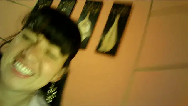 taylor198115 online show from 09-28-25, 06:20