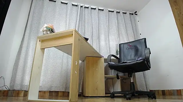 Kathleen Rodriguez online show from 11-11-25, 11:27