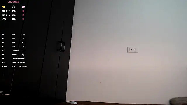 gigilovedback online show from 11-26-25, 10:54