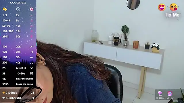 KatrinaReds online show from 03-20-25, 06:20