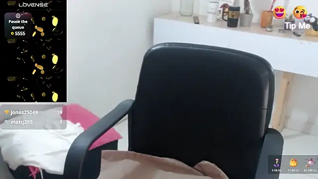 KatrinaReds online show from 03-09-25, 02:43