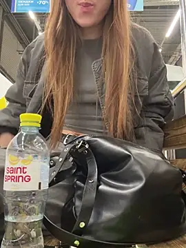 Snapshot of Cherry____Pie chatting on 02-17-25, 10:27 Cherry Pie online show from 02-17-25, 10:27