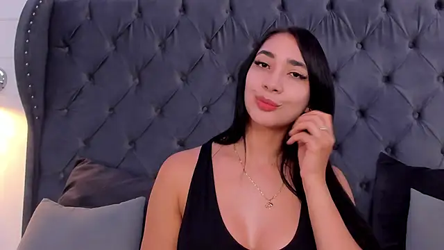 Snapshot of julieta_jewel chatting on 03-03-25, 03:38 julieta jewel online show from 03-03-25, 03:38