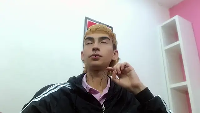 ttimy x boy online show from 02-26-26, 03:17