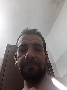 Snapshot of Gostozim7 chatting on 11-30-25, 07:58 Gostozim7 online show from 11-30-25, 07:58