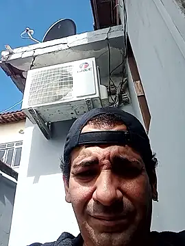 Snapshot of Gostozim7 chatting on 10-21-25, 05:23 Gostozim7 online show from 10-21-25, 05:23