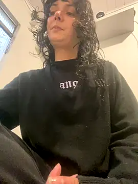 magalunabb online show from 10-09-25, 07:03